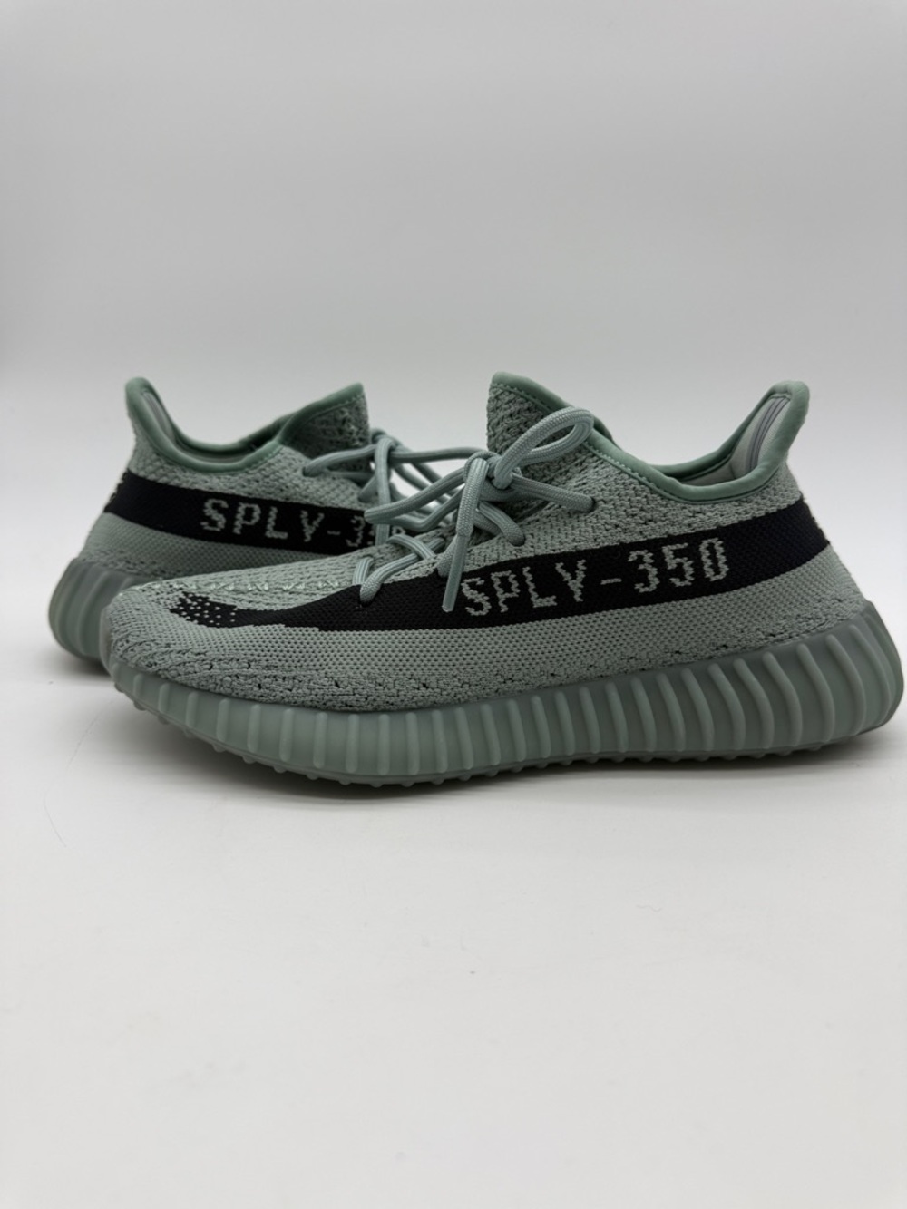 adidas Yeezy Boost 350 V2 Salt or Jade Women’s 7 Sneakers